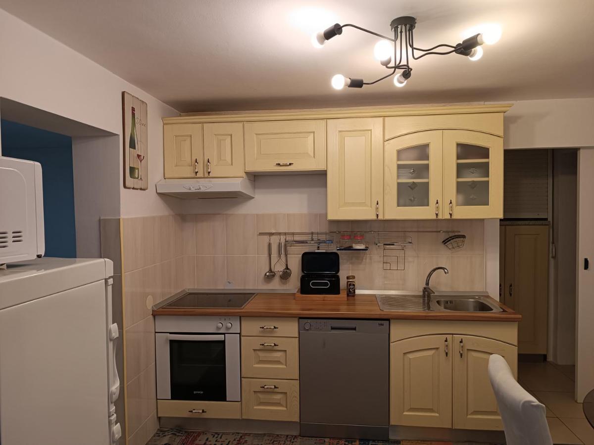 Apartman Dani ซาดาร์ ภายนอก รูปภาพ